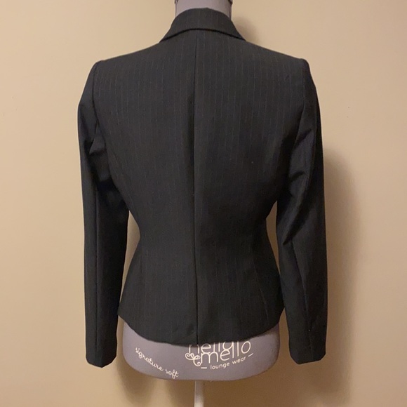 ⭐️NWOTCalvin Klein ⭐️ Pin Striped Blazer - Picture 3 of 8